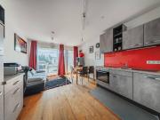 Wohnen mit Pool – 2 Zimmer Apartment mit Loggia, 5...