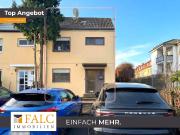 Wohnen mitten in Groß Gerau: Großzügiges Reihenendhaus...