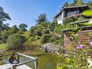 Wohnhaus mit See und Panoramablick