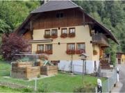 Wohnhaus mit Sitzplatz, Garten, Garage und Werkstatt