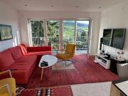 MÖBLIERTER WOHNHIT MIT BLICK AUF DIE WEINBERGE 1 JAHR,...