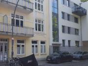 Wohnung aus der Gründerzeit mit Stuck, Kamin und 2 Balkone