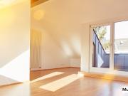 Wohnung im Dachgeschoss mit Balkon provisionsfrei