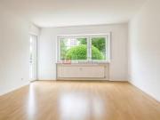 Wohnung kaufen Frankfurt Top! Renovierte Erdgeschosswohnung.