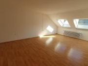 Wohnung mieten Stuttgart Hofen Helle Dachgeschosswohnung in.