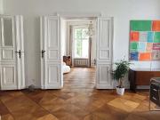 Wohnung mit 1 Schlafzimmer und 2 Wohnzimmern zu vermieten