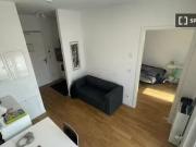 Wohnung mit 1 Schlafzimmer zu vermieten im Weitlingkiez,...