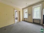 Wohnung mit Potential: Sanierungsbedürftige 2 Zimmer...