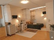 Wohnung mit Sonnenbalkon Einbauküche