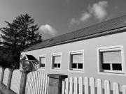 Wohnung sanierungsbedürftig mit Vorgarten und...