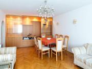 Wohnung zum grünen Innenhof in top Lage: 3 Zimmer mit...