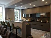 Wohnungs Paket mit Garten, Garage, Sauna und...