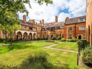 Woking, Surrey GU22, 2 bed flat to rent, £2,000 pcm |... Woking, Surrey GU22, 2 bed flat to rent, £2,000 pcm |...