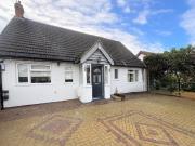 Woking, Surrey GU22, 4 bed detached house to rent,...