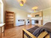 Wokingham Road, Reading, RG6
