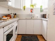 Wonderful 2 bedroom flat with spacious outdoor area...