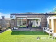 Wonderful 3 Bedroom Home in Great Hoppers Crossing Location!