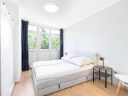 Wonderful apartment with a balcony near Orankesee,...