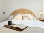 Wonderful double bedroom with balcony close to the...