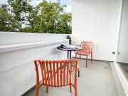 Wonderful, fashionable 2 room apartment in the green...