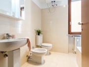 Wonderful single room in Via Luciano Zuccoli Maggiolina...