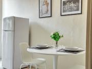 Wonderful single room with private balcony in Milan, few...