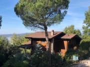 Wood Villa vicino al Lago Trasimeno 300m² Castel Rigone