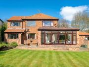 Woodacre Crescent, Bardsey, 4 Bedroom Detached