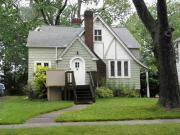 Woodbury Ave
