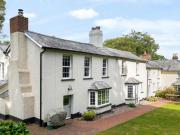 Woodbury, Exeter, 6 Bedroom Link