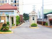 Woodcrest Residences 2 BR w/ Balcony Furnished Unit For...