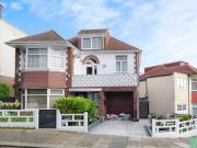 Woodfield Way, London, 5 Bedroom Detached