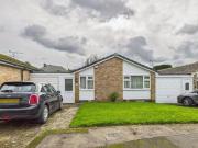 Woodgates Close, Horsham, 2 Bedroom Detached