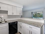 Woodlake Villas 1 Bedroom Apartment for Rent at 720...