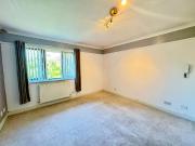 Woodmill, North Ayrshire KA13 2 bed flat to rent £595...