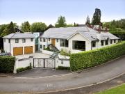 Woodpecker Close, Cobham, Surrey KT11, 5 bed detached...