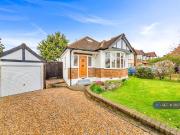 Woodside Close, Berrylands, Surbiton. 3 bed detached...