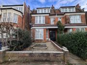 Woodside Grove, North Finchley N12, Studio to rent,...