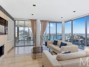 WORLD CLASS HARBOURFRONT PENTHOUSE WITH FIREWORKS VIEWS