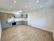 Worplesdon Road, Guildford GU2, 2 bed flat to rent,...
