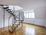 WOW ERSTBEZUG NACH SANIERUNG ! TOP GESCHNITTEN UND...