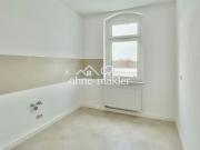 Wunderschön modernisierte 3 Zi. Wohnung im 2. OG: XXL...