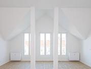 Wunderschöne 2,5 Zimmer Wohnung im Erstbezug mit Terrasse