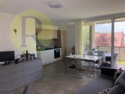 Wunderschöne 2.5 Zimmerwohnung mit Garten und Loggia