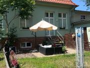 Wunderschöne 2 Raumwohnung mit Terrasse und eigenem Garten !