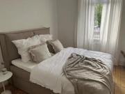 Wunderschöne 2 Zimmer Altbauwohnung zur Miete