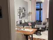 Wunderschöne 2 Zimmer Wohnung im Denkmalaltbau in der...