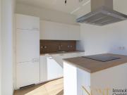 Wunderschöne 2 Zimmer Wohnung mit Balkon in zentraler...