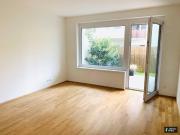 Wunderschöne 2 Zimmer Wohnung mit Garten in St....