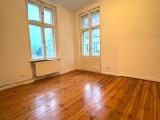 Wunderschöne 2Zi Altbauwohnung mit Dielenboden und 3,50m...